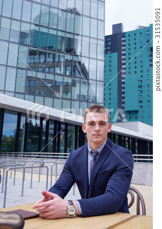 A portrait of businass man outdoors 31535091