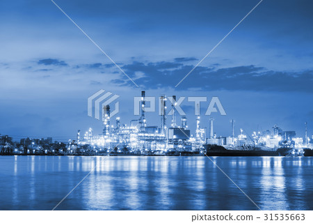 Morning scene at oil refinery plant. 31535663