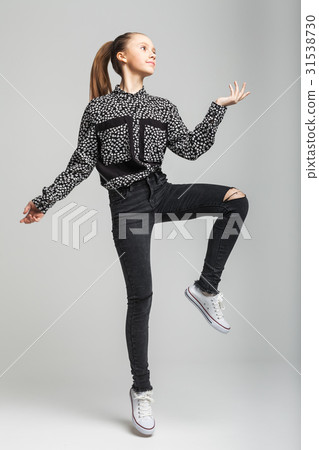 Young girl posing Young girl posing 31538730