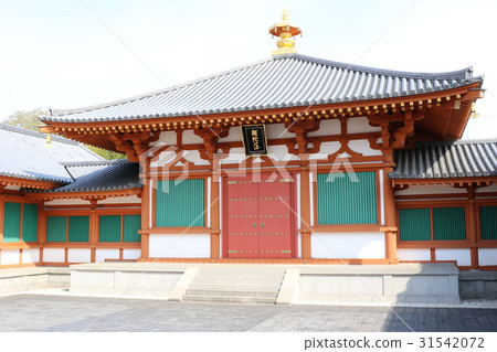 Horyuji temple 31542072