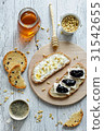 Open sandwiches for breakfast or snack 31542655