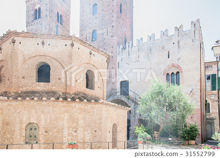 beautiful historical center of Albenza, Italy beautiful historical center of Albenza, Italy 31552799