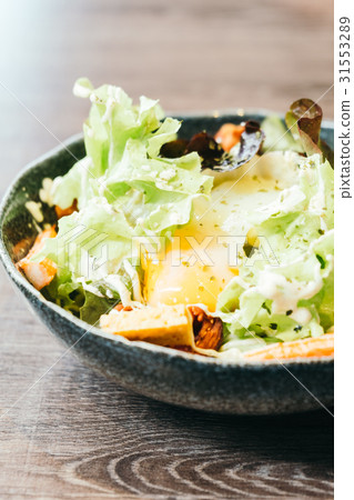 Caesar salad Caesar salad 31553289