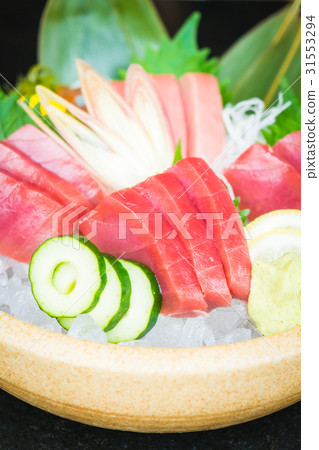 Tuna sashismi Tuna sashismi 31553294