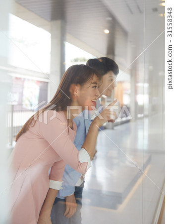 Couple, Ilsan, Goyang-si, Gyeonggi-do 31558348