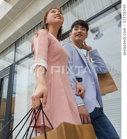 Couple, Ilsan, Goyang-si, Gyeonggi-do 31558349