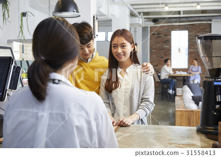 Barista, couple, cafe Barista, couple, cafe 31558413