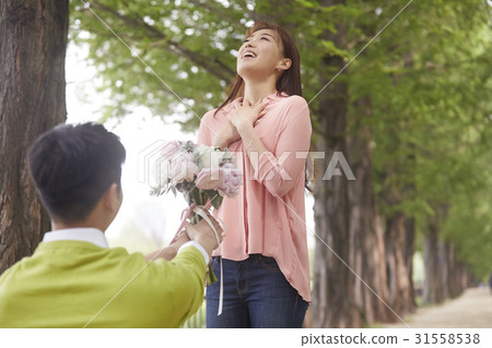Couple, Ilsan Lake Park, Ilsan, Goyang-si, Gyeonggi-do 31558538