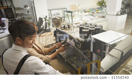 咖啡師，咖啡館 31558540