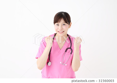 Doctor / female Doctor / female 31560003