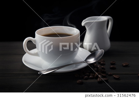 Hot coffee Hot coffee 31562476