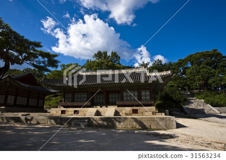 Yanghwadang, Changgyeonggung, Jongno-gu, Seoul 31563234