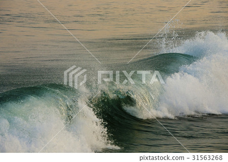 波浪 31563268