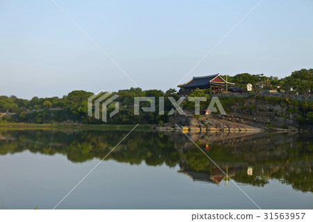 Hwaseol Fortress, Jinju Castle (Historic Site No. 118), Namgang, Jinju City, Gyeongnam Hwaseol Fortress, Jinju Castle (Historic Site No. 118), Namgang, Jinju City, Gyeongnam 31563957