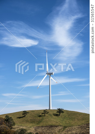Turbine, Daegwanryung Wind Power Complex, Daegwallyeong, Pyeongchang-gun, Gangwon-do Turbine, Daegwanryung Wind Power Complex, Daegwallyeong, Pyeongchang-gun, Gangwon-do 31565547