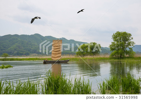 Hwangpo sailboat, Yangpyuri, Yangpyeong-gun, Gyeonggi-do Hwangpo sailboat, Yangpyuri, Yangpyeong-gun, Gyeonggi-do 31565998
