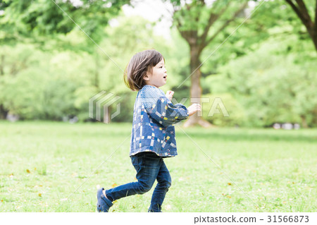 A child 31566873