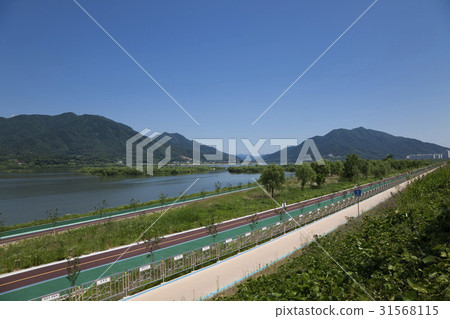 Deokso，Han，Namyangju，Gyeonggi-do 31568115