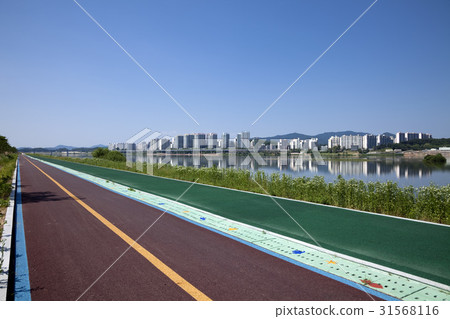 Deokso,Han,Namyangju,Gyeonggi-do Deokso,Han,Namyangju,Gyeonggi-do 31568116