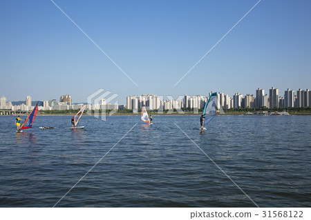 Windsurfing, Jamsil, Songpa-gu, Han River, Seoul Windsurfing, Jamsil, Songpa-gu, Han River, Seoul 31568122