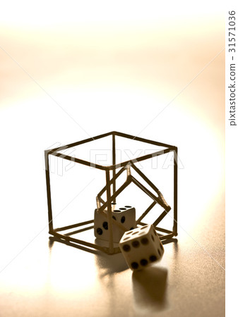 dice 31571036