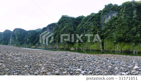Namhan River, Danyang-gun, Chungbuk 31571851