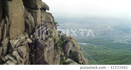 Dobongsan, Seoul 31572491