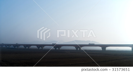 忠武縣保寧市西海岸高速公路 31573651