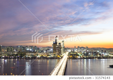 Seoul International Finance Center, Mapo Bridge, Han River Municipal Park, Yeouido, Yeongdeungpo-gu, Han River, Seoul 31574143