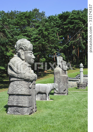 Uninhabited, Yeerung, Seomyeongneung, Goyang-si, Gyeonggi-do Uninhabited, Yeerung, Seomyeongneung, Goyang-si, Gyeonggi-do 31574387