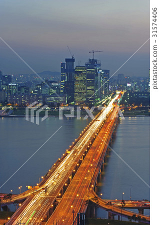 Mapo Bridge, Yeouido, Yeongdeungpo-gu, Han River, Seoul 31574406