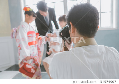 photographer, cameraman, photographers 31574907