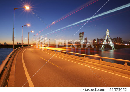 Olympic Bridge, Gwangjin-gu, Han River, Seoul 31575052