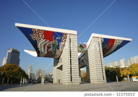 Peace Wonder, Olympic Park, Songpa-gu, Seoul 31575053