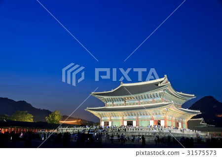 Kunjeongjeon (National Treasure No.223), Gyeongbokgung Palace, Jongno-gu, Seoul 31575573