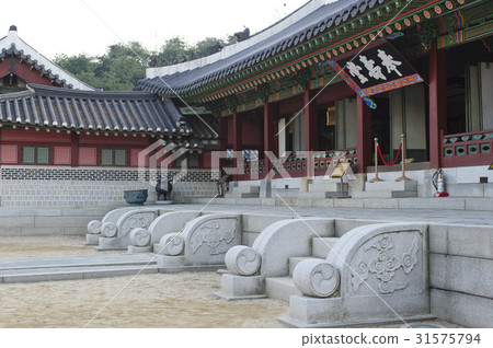 Bongsadang,華城(歷史遺址第478號),京畿道水原市 Bongsadang,華城(歷史遺址第478號),京畿道水原市 31575794