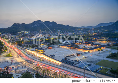 Gwanghwamun, Gyeongbok Palace (Historic Site No. 117), Inwangsan, Jongno-gu, Seoul, Korea 31576077