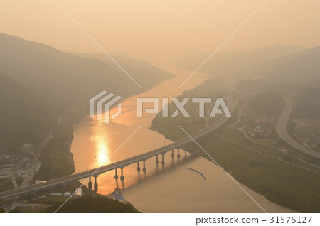 忠南市世宗市金剛青谷大橋 31576127