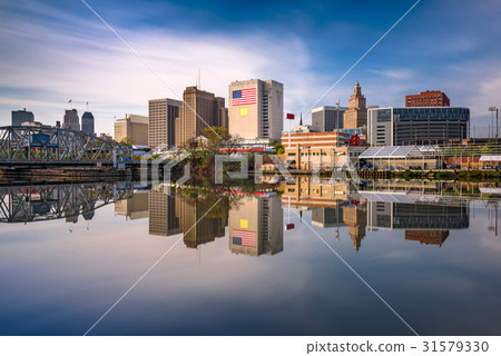 Newark, New Jersey Skyline 31579330