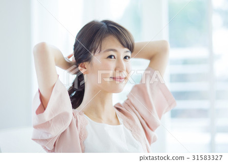 美麗的女人 美麗的女人 31583327