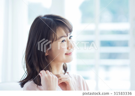 美麗的女人 美麗的女人 31583336