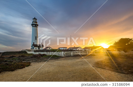 Pigeon Point Lighthouse 31586094