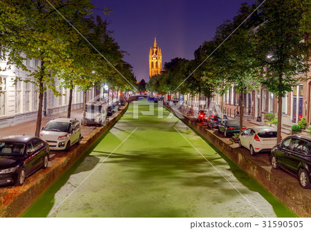 Delft. City Canal at night. 31590505