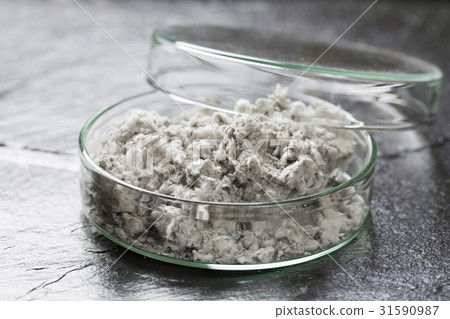 asbestos asbestos 31590987