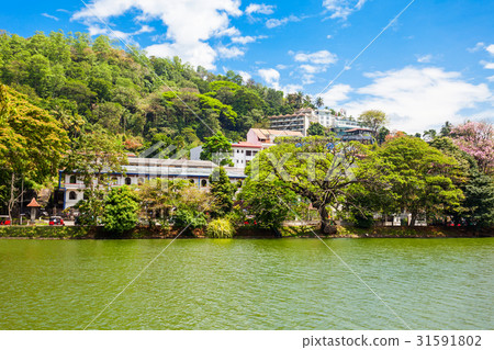 Kandy Lake, Sri Lanka Kandy Lake, Sri Lanka 31591802