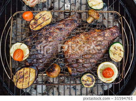 grilled fish 31594761