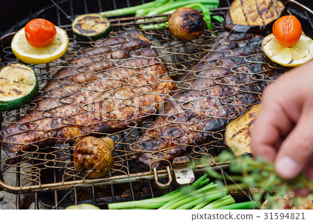 grilled fish grilled fish 31594821