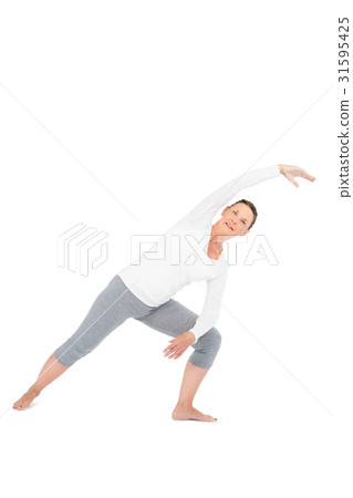 Portrait of mature woman exercising 31595425