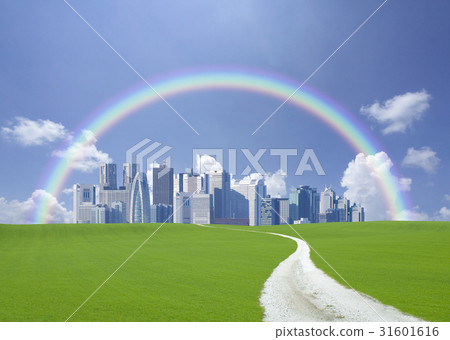 高山建築街道橫跨山丘，彩虹和道路 31601616