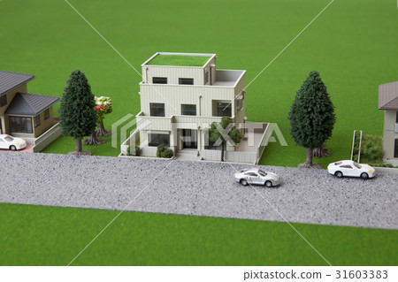 兩個家庭的房子 31603383